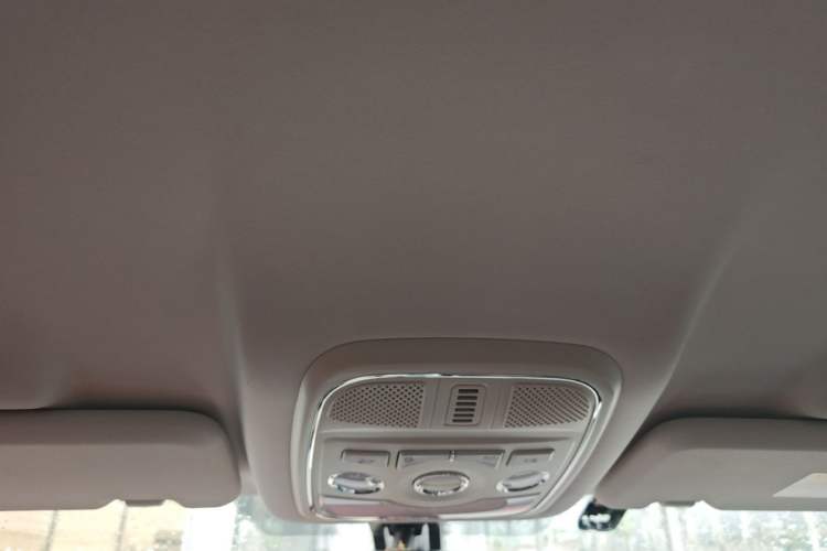 Used Haval H4 2020 Enjoy Edition 1.5T DCT Powerfully Packed Headliner
