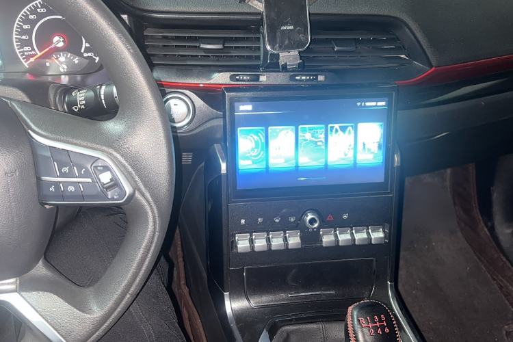 Used Haval H4 2020 Enjoy Edition 1.5T Manual Sport Audio And AC Panel