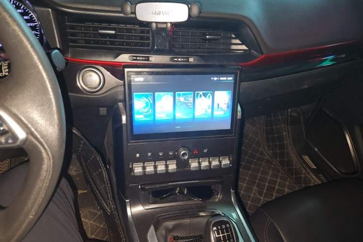 Used Haval H4 2020 Enjoy Edition 1.5T Manual Sport Audio And AC Panel