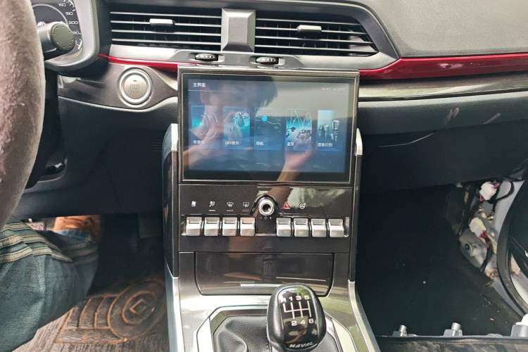 Used Haval H4 2020 Enjoy Edition 1.5T Manual Smart Audio And AC Panel