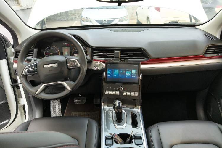 Used Haval H4 2020 Enjoy Edition 1.5T DCT Smart Center Console