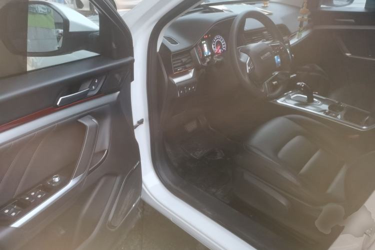 Used Haval H4 2020 Enjoy Edition 1.5T DCT Powerfully Packed Driver Seat