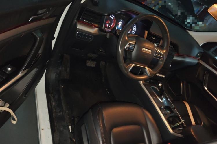 Used Haval H4 2020 Enjoy Edition 1.5T DCT Powerfully Packed Driver Seat