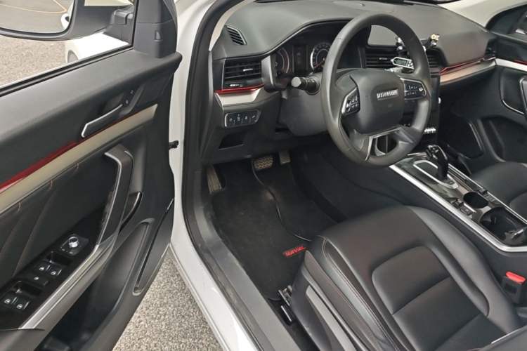 Used Haval H4 2020 Enjoy Edition 1.5T DCT Powerfully Packed Driver Seat