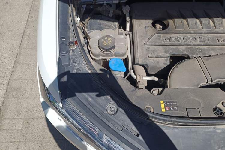 Used Haval H4 2020 Enjoy Edition 1.5T DCT Powerfully Packed Engine Bay Right