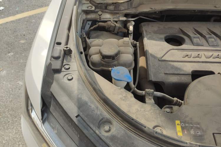 Used Haval H4 2020 Enjoy Edition 1.5T DCT Powerfully Packed Engine Bay Right