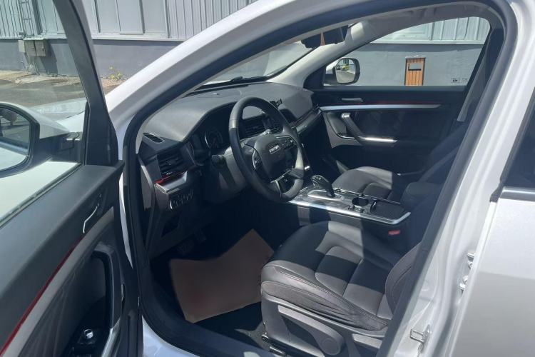 Used Haval H4 2020 Enjoy Edition 1.5T DCT Powerfully Packed Interior 2