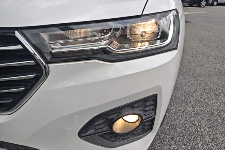 Used Haval H4 2020 Enjoy Edition 1.5T DCT Powerfully Packed Left Front Headlight
