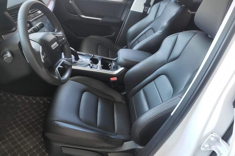Used Haval H4 2020 Enjoy Edition 1.5T DCT Powerfully Packed Left Front Seat