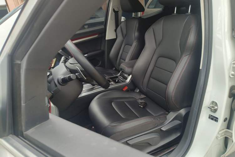 Used Haval H4 2020 Enjoy Edition 1.5T DCT Powerfully Packed Left Front Seat