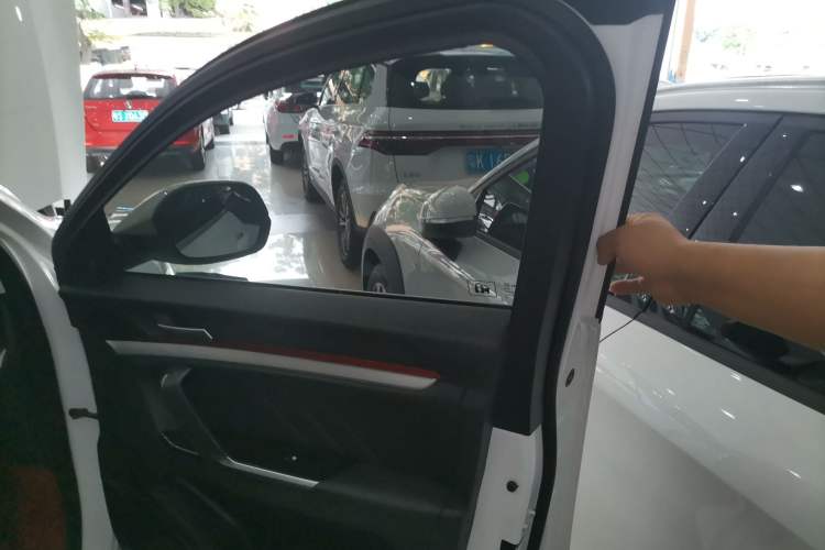 Used Haval H4 2020 Enjoy Edition 1.5T DCT Powerfully Packed Right Front Door Interior