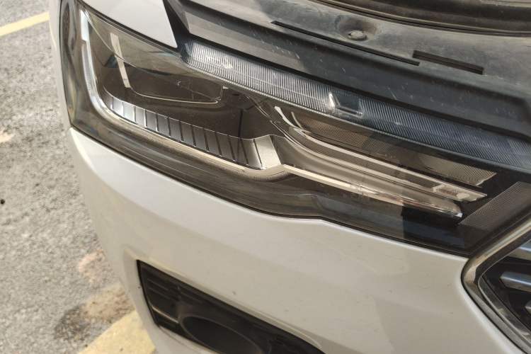 Used Haval H4 2020 Enjoy Edition 1.5T DCT Powerfully Packed Right Front Headlight