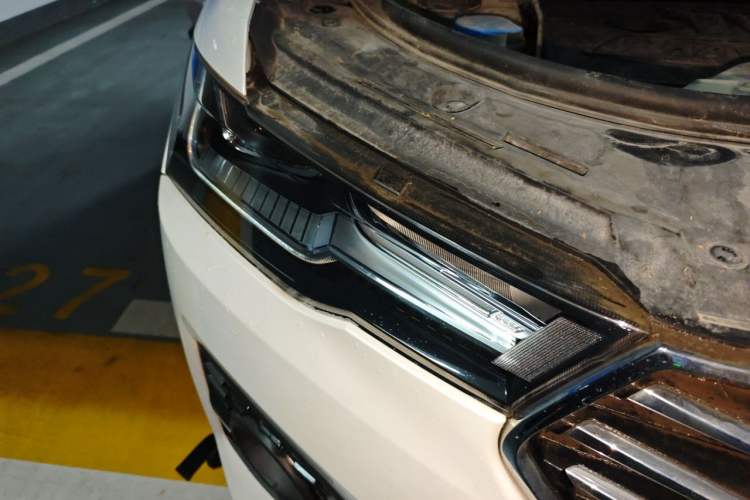 Used Haval H4 2020 Enjoy Edition 1.5T DCT Powerfully Packed Right Front Headlight
