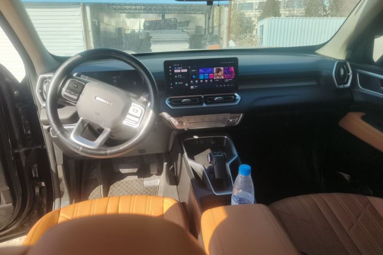Used Haval H5 2023 2.0T Automatic Two-Wheel Drive LinkedIn Gasoline Center Console