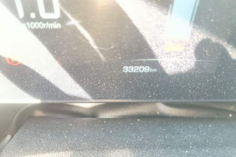Used Haval H5 2023 2.0T Automatic Two-Wheel Drive LinkedIn Gasoline Odometer Close Up