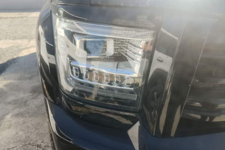 Used Haval H5 2023 2.0T Automatic Two-Wheel Drive LinkedIn Gasoline Right Front Headlight