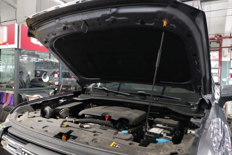 Used Haval H5 2023 2.0T Automatic Two-Wheel Drive LinkedIn Gasoline Engine Bay