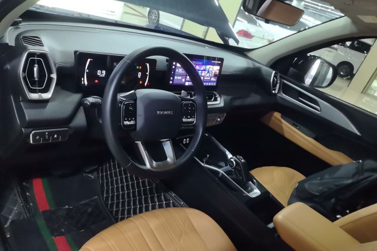 Used Haval H5 2023 2.0T Automatic Two-Wheel Drive LinkedIn Gasoline Center Console