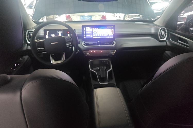 Used Haval H5 2023 2.0T Automatic Two-Wheel Drive LinkedIn Gasoline Center Console