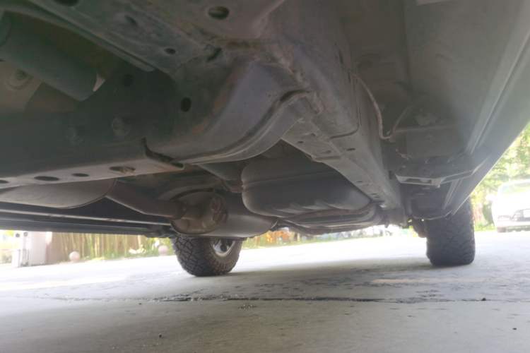 Used Haval H5 2023 2.0T Automatic Two-Wheel Drive Leading Edition Gasoline Chassis Front Left