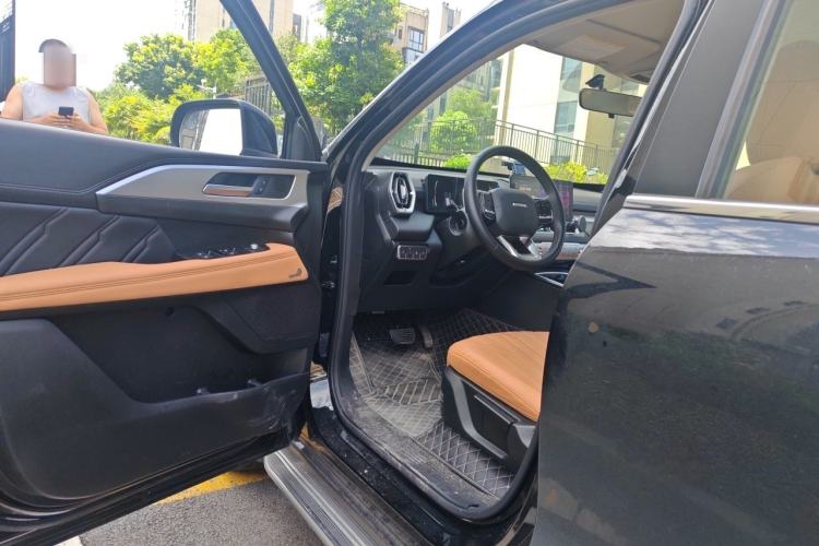 Used Haval H5 2023 2.0T Automatic 4x4 Innovation Edition – Diesel Driver Seat