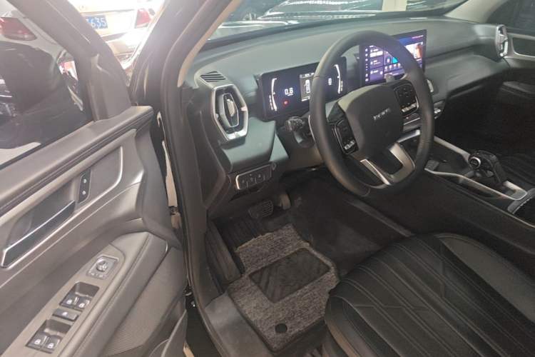 Used Haval H5 2023 2.0T Automatic Two-Wheel Drive LinkedIn Gasoline Driver Seat