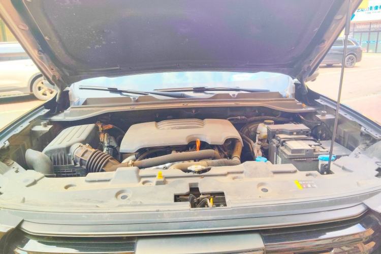 Used Haval H5 2023 2.0T Automatic All-Wheel Drive LinkedIn Gasoline Engine Bay