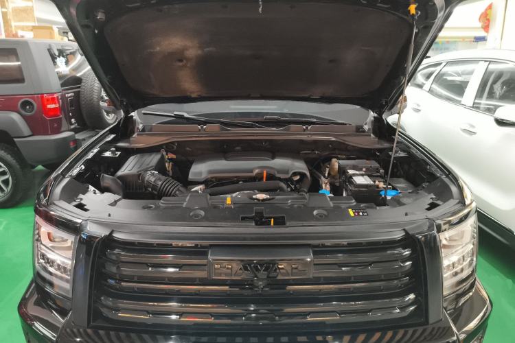 Used Haval H5 2023 2.0T Automatic Two-Wheel Drive LinkedIn Gasoline Engine Bay