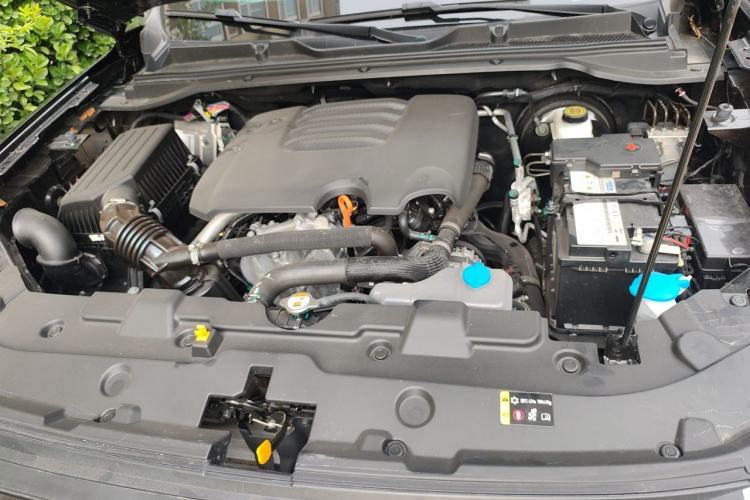 Used Haval H5 2023 2.0T Automatic All-Wheel Drive LinkedIn Gasoline Engine Bay