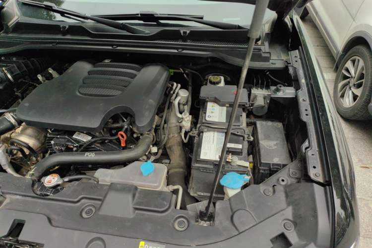 Used Haval H5 2023 2.0T Automatic 4x4 Innovation Edition – Diesel Engine Bay Left