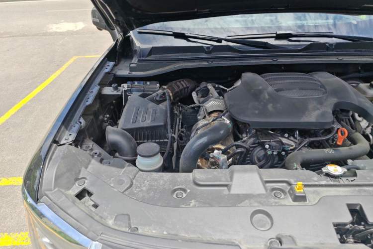 Used Haval H5 2023 2.0T Automatic 4x4 Innovation Edition – Diesel Engine Bay Right