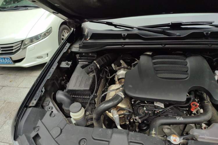 Used Haval H5 2023 2.0T Automatic 4x4 Innovation Edition – Diesel Engine Bay Right
