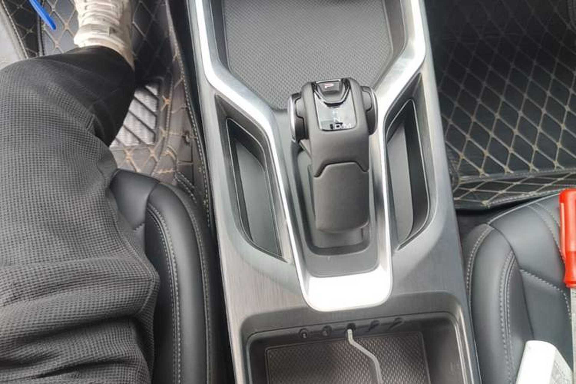 Used Haval H5 2023 2.0T Automatic 4x4 Innovation Edition – Diesel Gear Lever