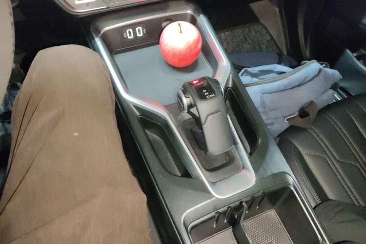 Used Haval H5 2023 2.0T Automatic 4x4 Innovation Edition – Diesel Gear Lever
