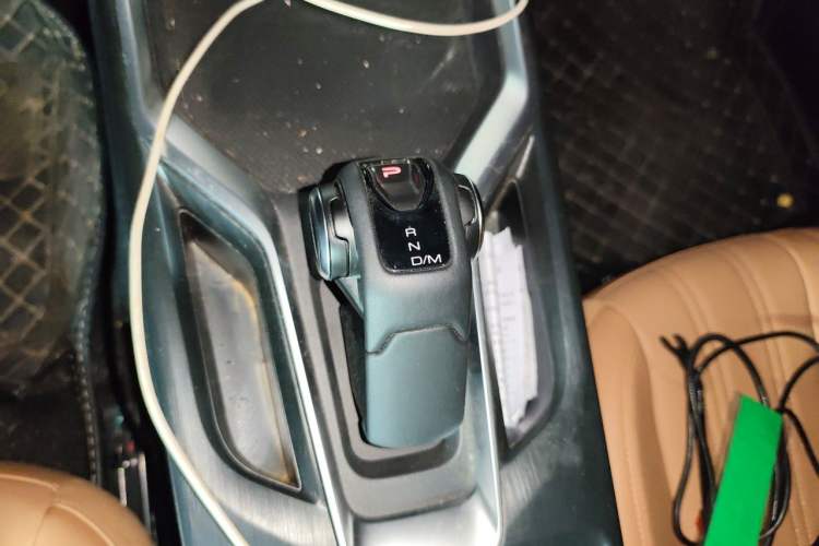 Used Haval H5 2023 2.0T Automatic All-Wheel Drive LinkedIn Gasoline Gear Lever