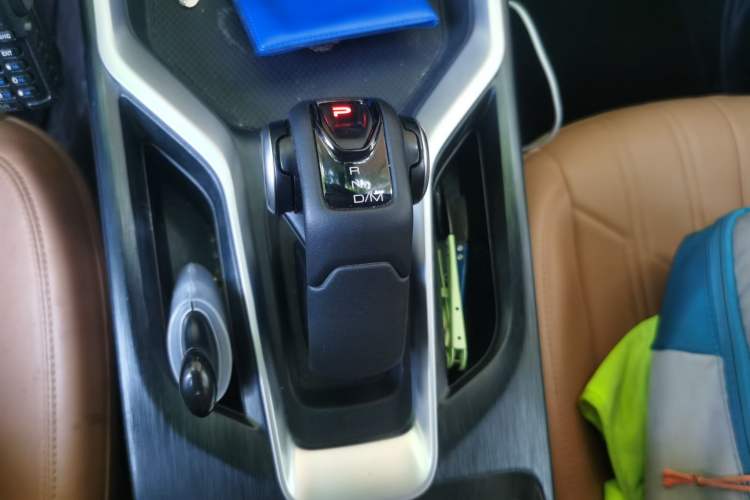 Used Haval H5 2023 2.0T Automatic Two-Wheel Drive Leading Edition Gasoline Gear Lever