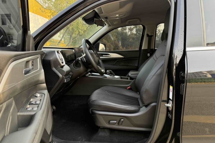 Used Haval H5 2023 2.0T Automatic All-Wheel Drive LinkedIn Gasoline Interior 2