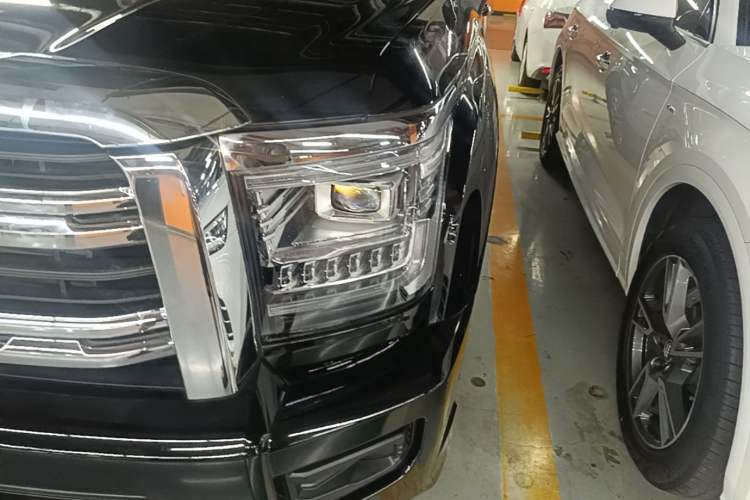 Used Haval H5 2023 2.0T Automatic All-Wheel Drive LinkedIn Gasoline Left Front Headlight