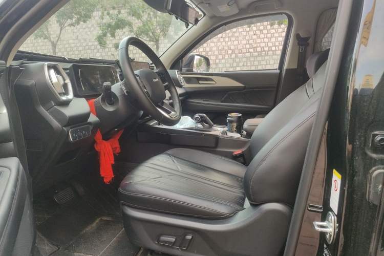 Used Haval H5 2023 2.0T Automatic All-Wheel Drive LinkedIn Gasoline Left Front Seat