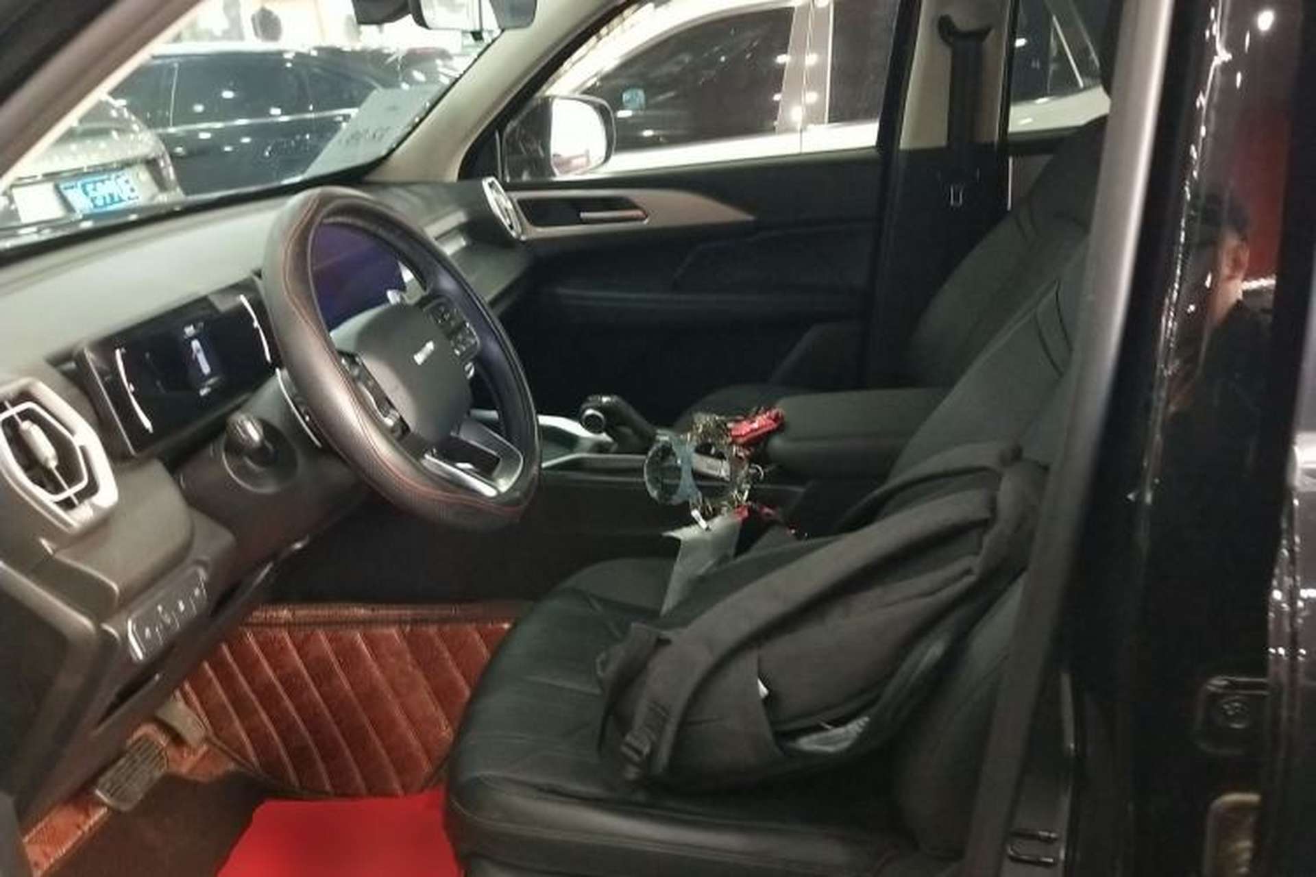 Used Haval H5 2023 2.0T Automatic 4x4 Innovation Edition – Diesel Left Front Seat