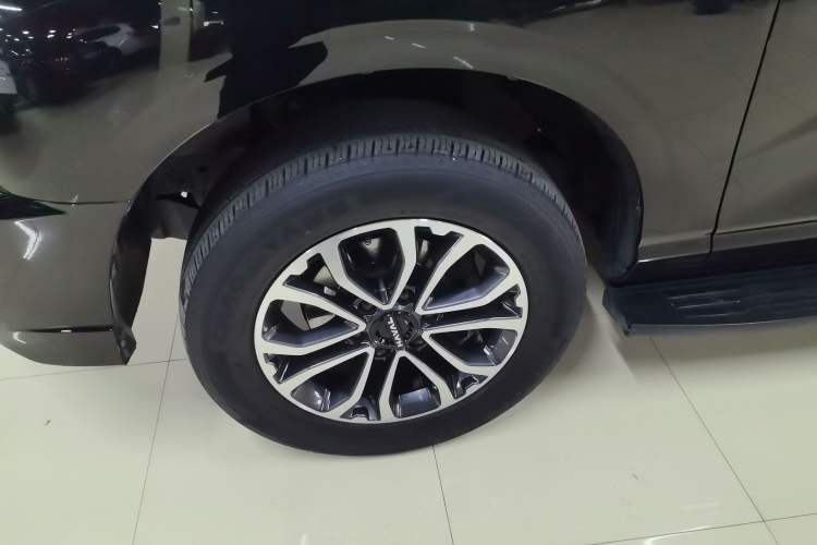 Used Haval H5 2023 2.0T Automatic Two-Wheel Drive LinkedIn Gasoline Left Front Wheel Hub