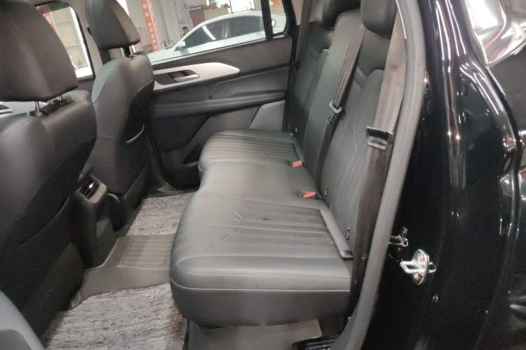 Used Haval H5 2023 2.0T Automatic 4x4 Innovation Edition – Diesel Left Rear Seat