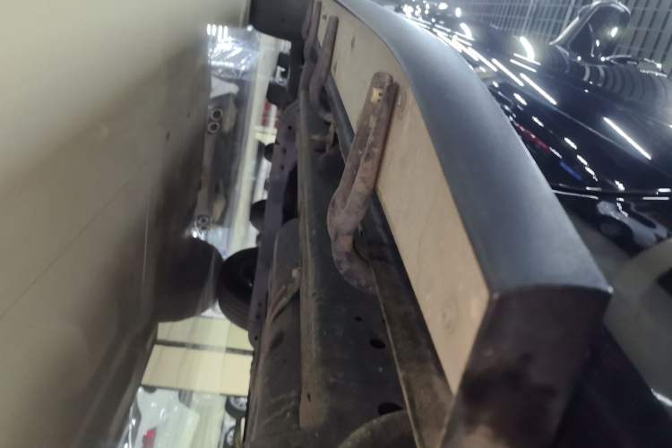 Used Haval H5 2023 2.0T Automatic Two-Wheel Drive LinkedIn Gasoline Left Side Sill