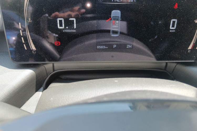 Used Haval H5 2023 2.0T Automatic All-Wheel Drive LinkedIn Gasoline Odometer Close Up