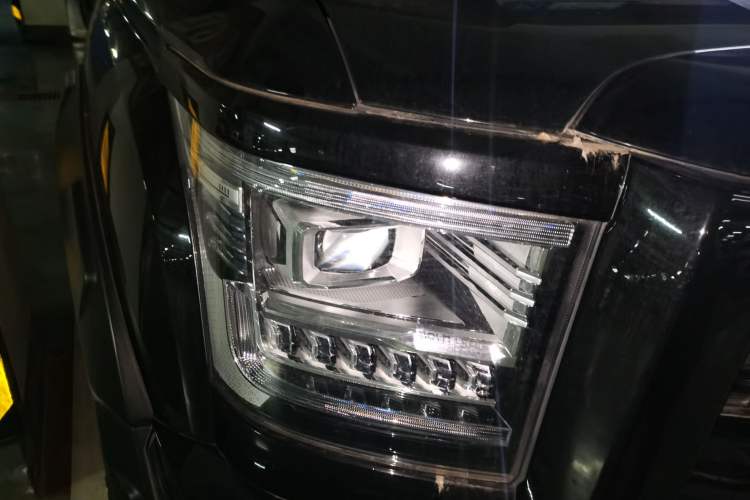 Used Haval H5 2023 2.0T Automatic All-Wheel Drive LinkedIn Gasoline Right Front Headlight