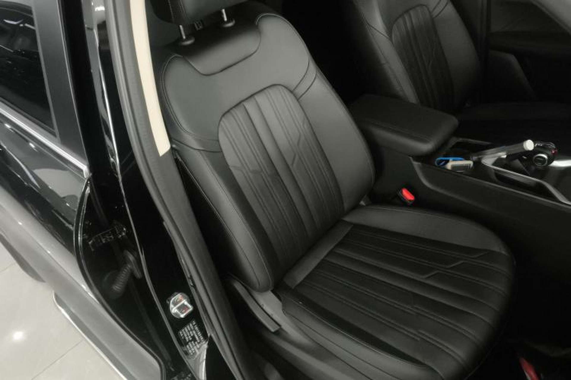 Used Haval H5 2023 2.0T Automatic Two-Wheel Drive Leading Edition Gasoline Right Front Seat