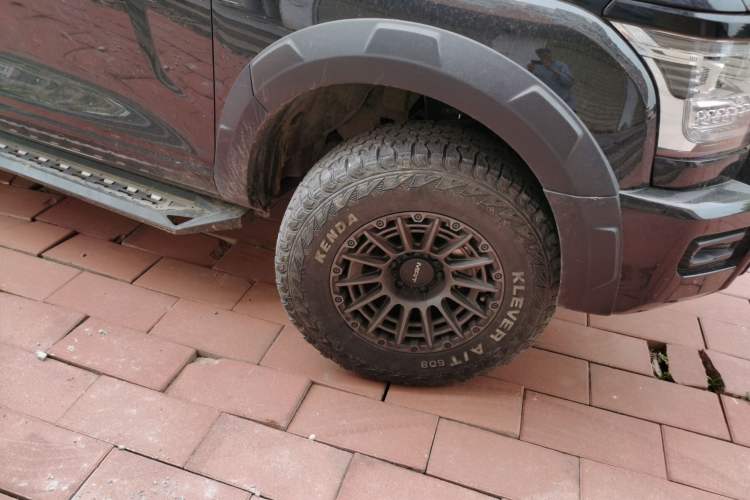 Used Haval H5 2023 2.0T Manual 4x4 Return-to-Order Custom Edition – Diesel Right Front Wheel Hub