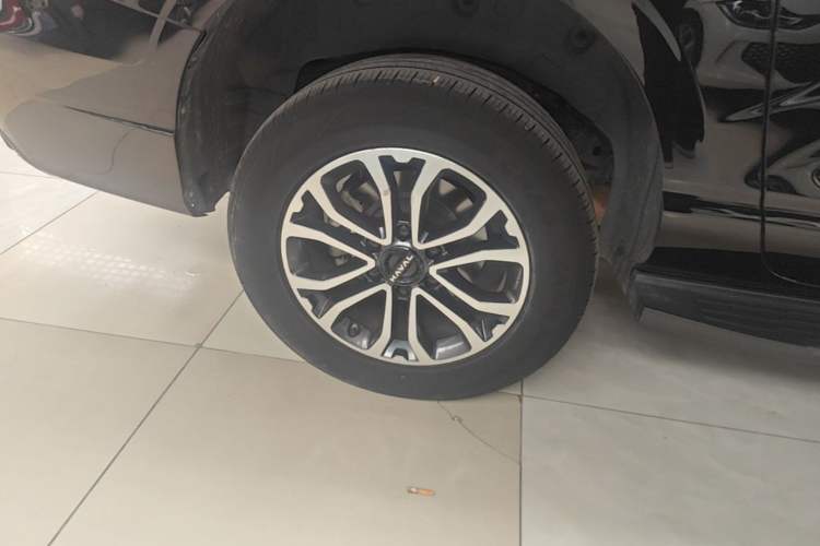 Used Haval H5 2023 2.0T Automatic Two-Wheel Drive LinkedIn Gasoline Right Rear Wheel Hub