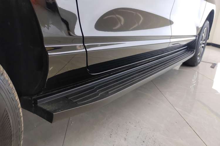 Used Haval H5 2023 2.0T Automatic All-Wheel Drive LinkedIn Gasoline Right Side Sill