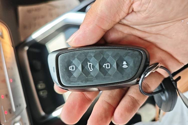 Used Haval H5 2023 2.0T Automatic All-Wheel Drive LinkedIn Gasoline Vehicle Key
